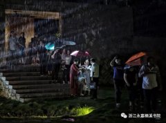 音乐点亮星空——“明月清辉”中秋音乐会，近距离的聆听心声